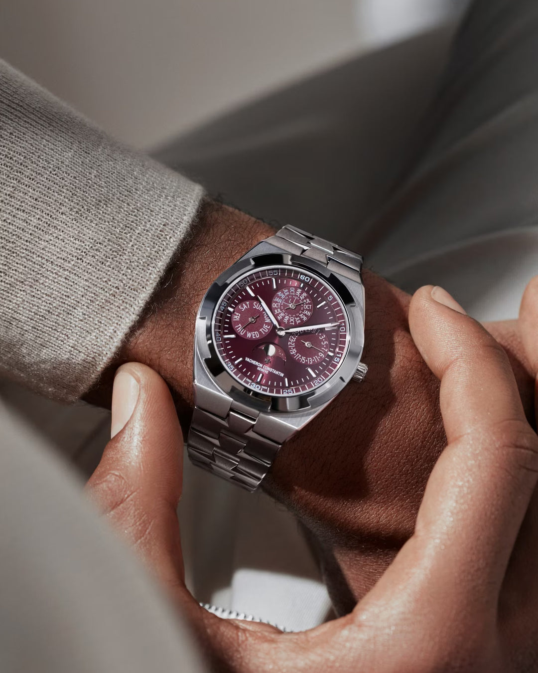 Overseas - Perpetual calendar ultra-thin